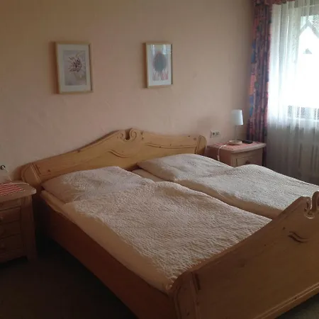 Pensionat Landgasthof Zum Wiesengrund 3*