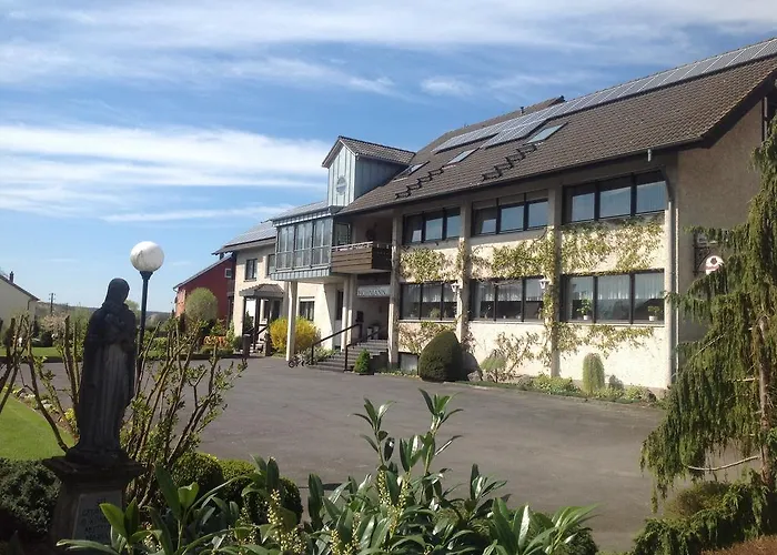 بيت ضيافة Landgasthof Zum Wiesengrund هنفلد